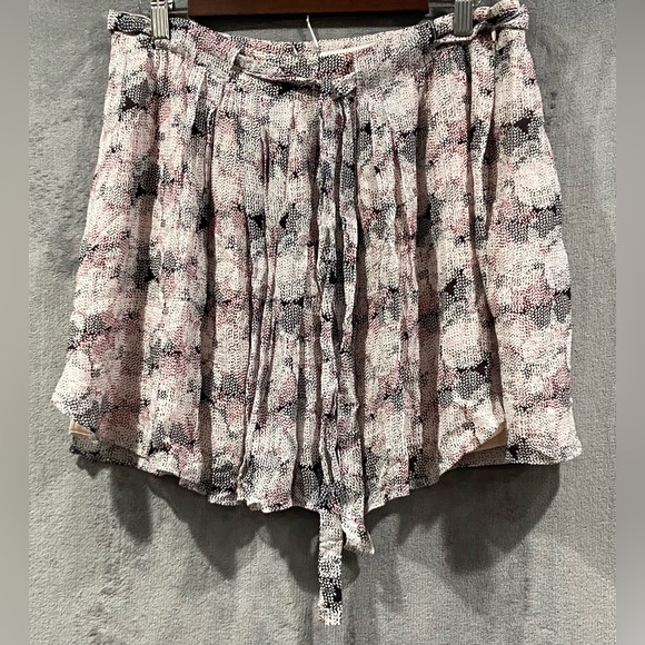 Reiss Dresses & Skirts - Reiss Jonah Circle Print Mini Skirt Tie Waist Lined With Pockets Size US 8 NWT